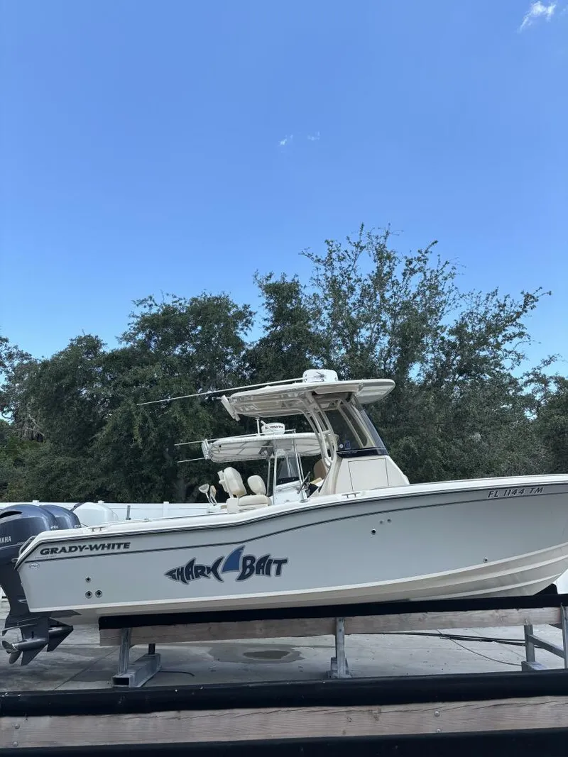 Slide: The Image of Grady-White Fisherman 257 2023 - 4707309