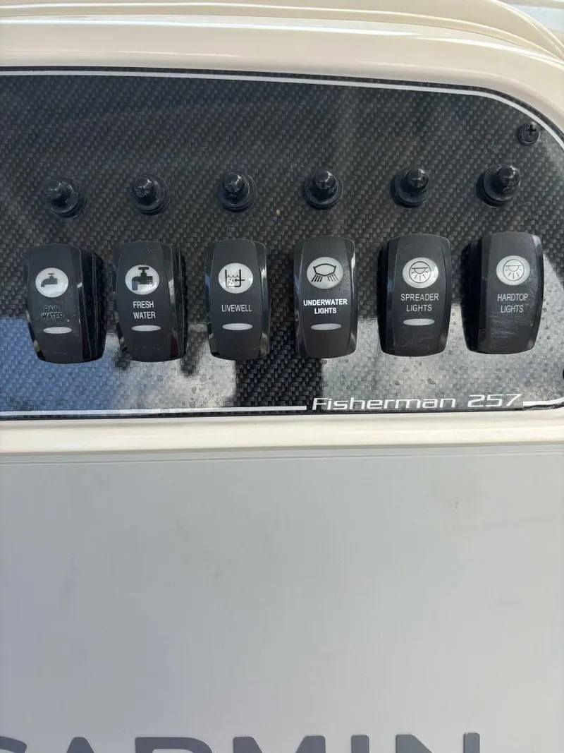 Slide: The Image of Grady-White Fisherman 257 2023 - 4707303