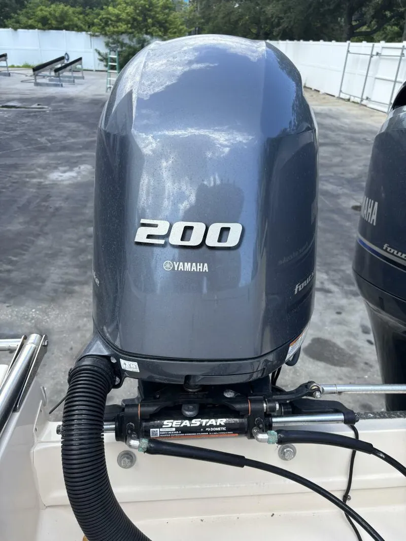 Slide: The Image of Grady-White Fisherman 257 2023 - 4707307