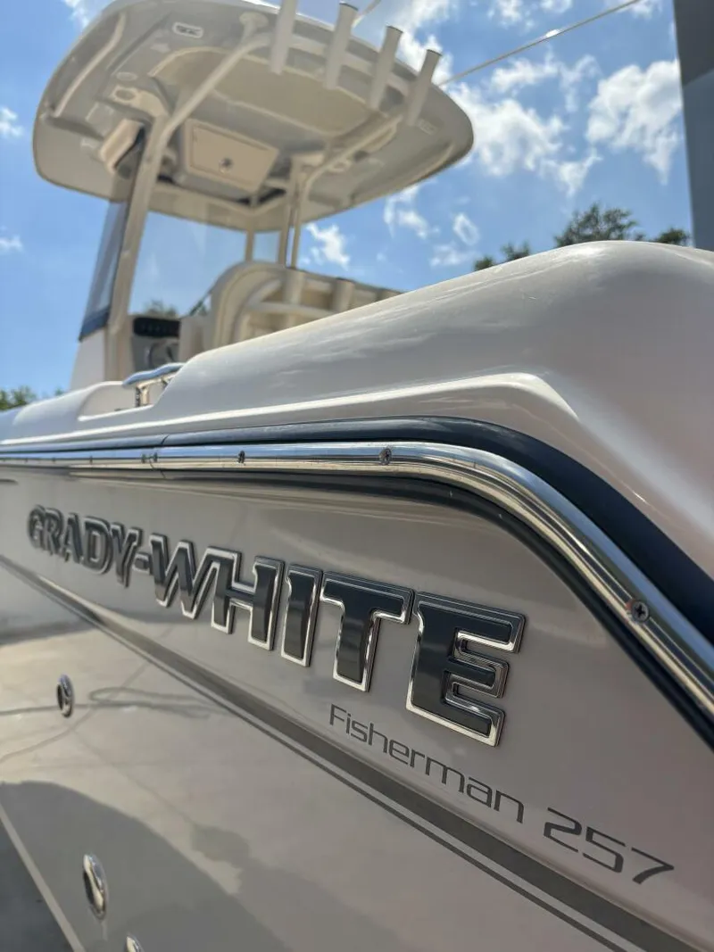 Slide: The Image of Grady-White Fisherman 257 2023 - 4707314