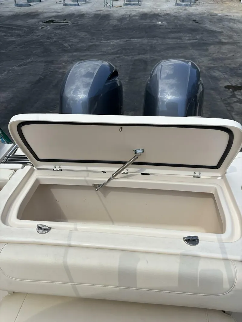 Slide: The Image of Grady-White Fisherman 257 2023 - 4707326