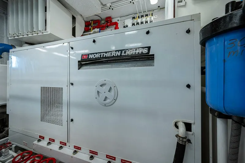 Slide: The Image of Christensen Raised Pilot House 2000 - 4710526