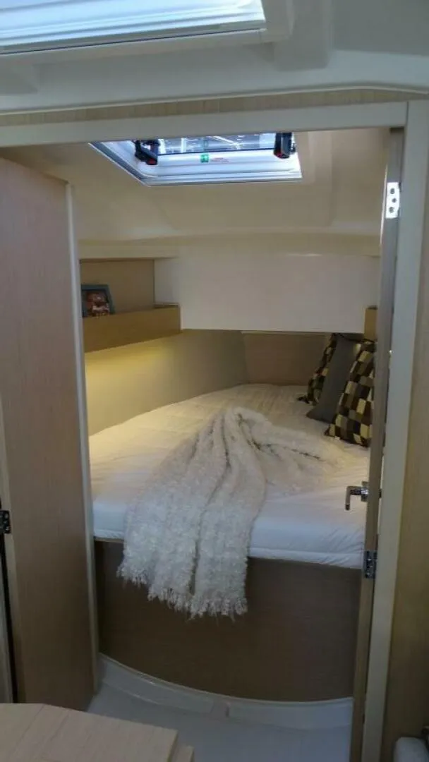 Slide: The Image of Beneteau Oceanis 30.1 - 4708145