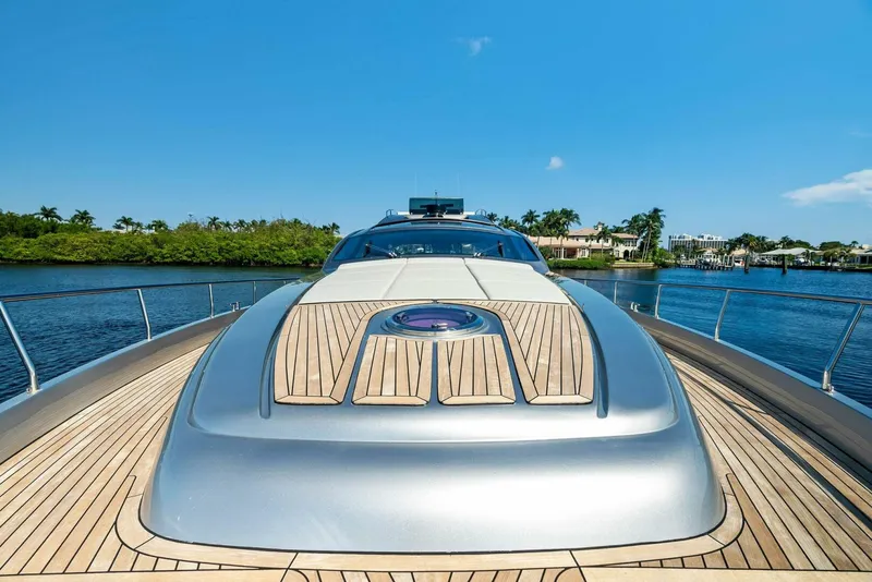 Slide: The Image of Pershing 74 2021 - 4755774