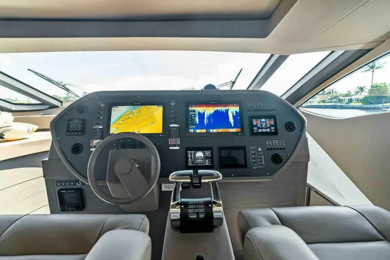 Slide: The Image of Pershing 74 2021 - 4755822