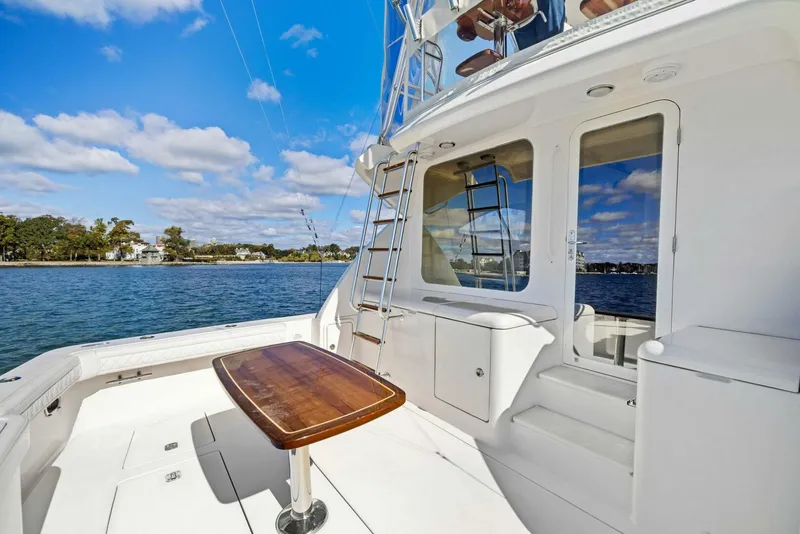 Slide: The Image of Bertram Convertible 2010 - 4757977