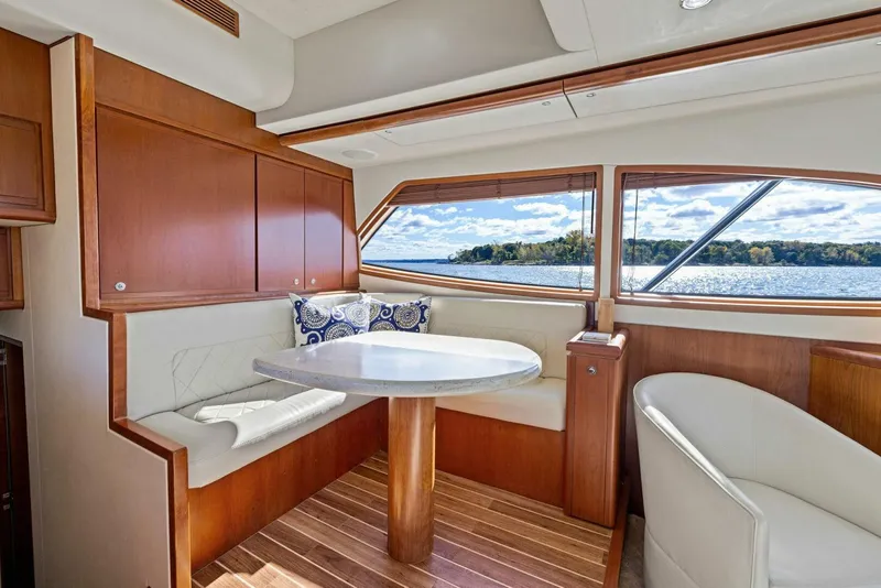 Slide: The Image of Bertram Convertible 2010 - 4757992