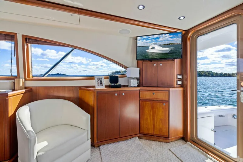 Slide: The Image of Bertram Convertible 2010 - 4757994