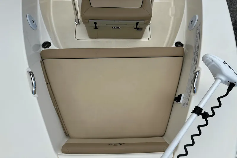 Slide: The Image of Scout 195 SPORTFISH 2018 - 11