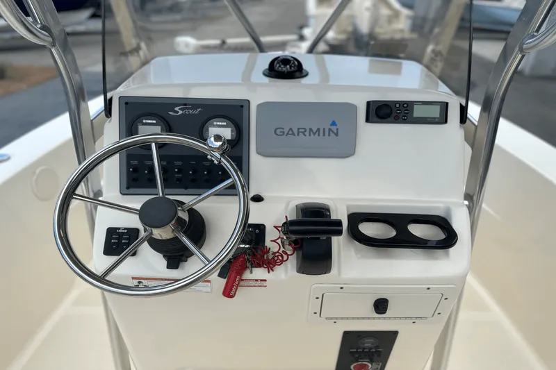 Slide: The Image of Scout 195 SPORTFISH 2018 - 7