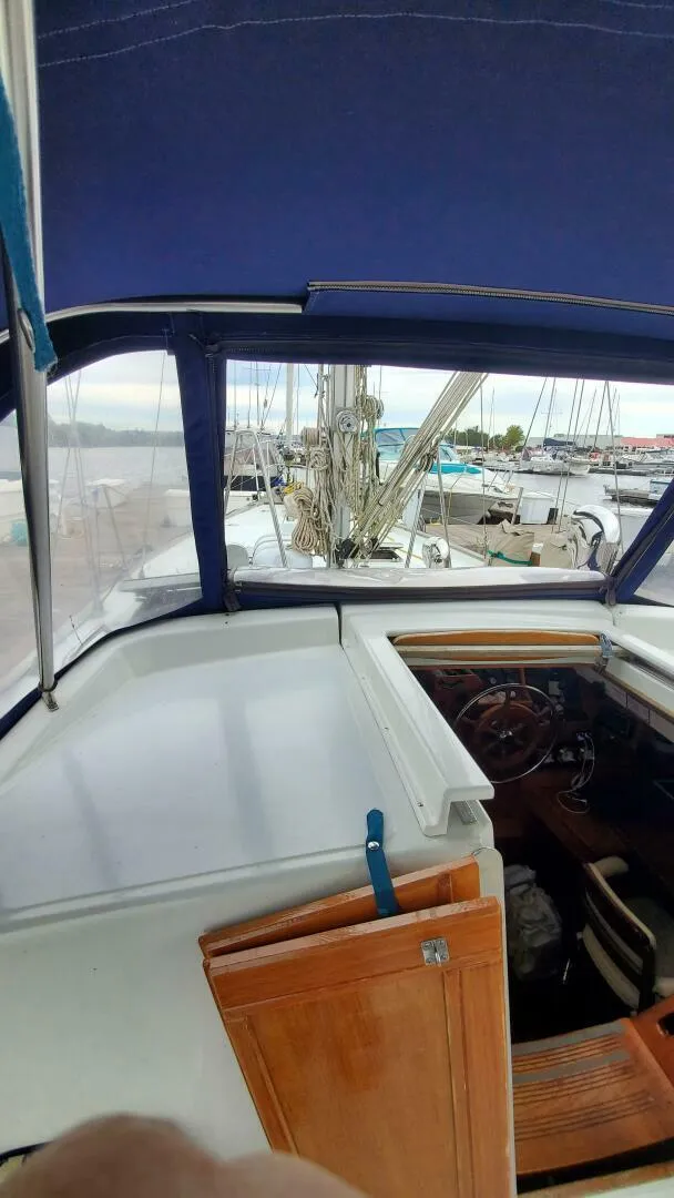 Slide: The Image of Corbin Center Cockpit 1992 - 4719069