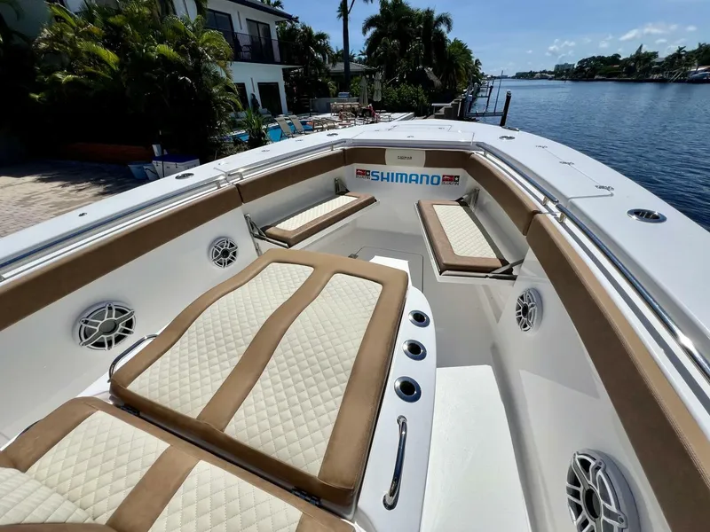 Slide: The Image of Caymas 341 CC 2022 - 4710661