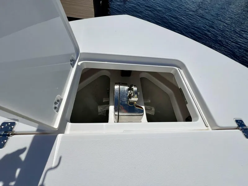 Slide: The Image of Caymas 341 CC 2022 - 4710667