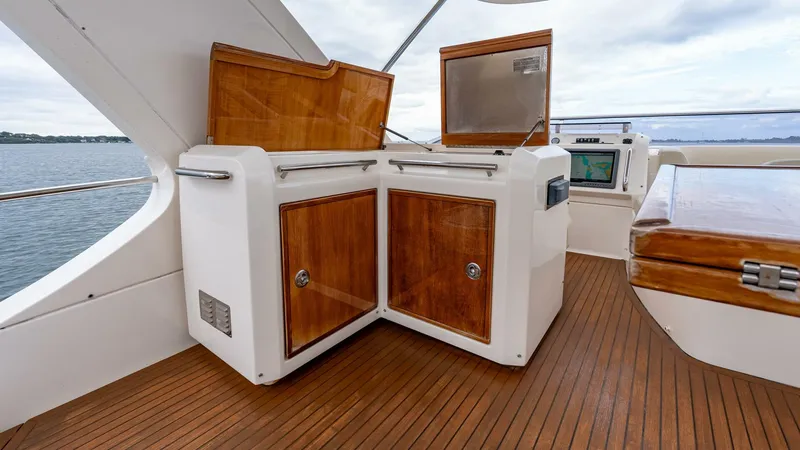 Slide: The Image of Azimut 58 Flybridge 2011 - 4712852