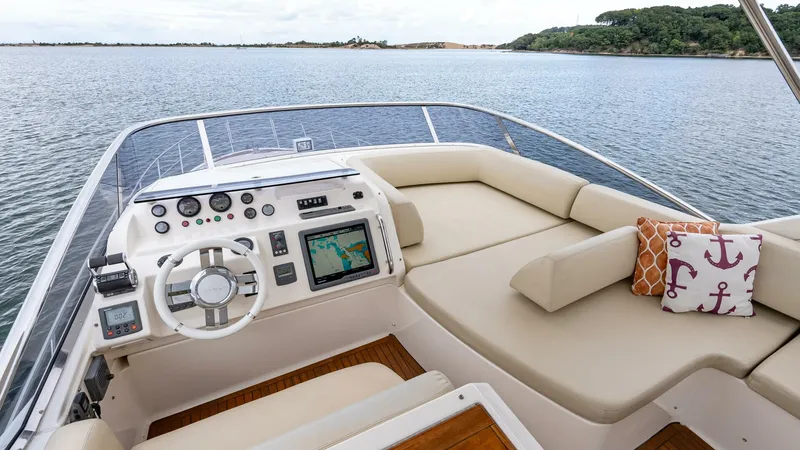 Slide: The Image of Azimut 58 Flybridge 2011 - 4712856