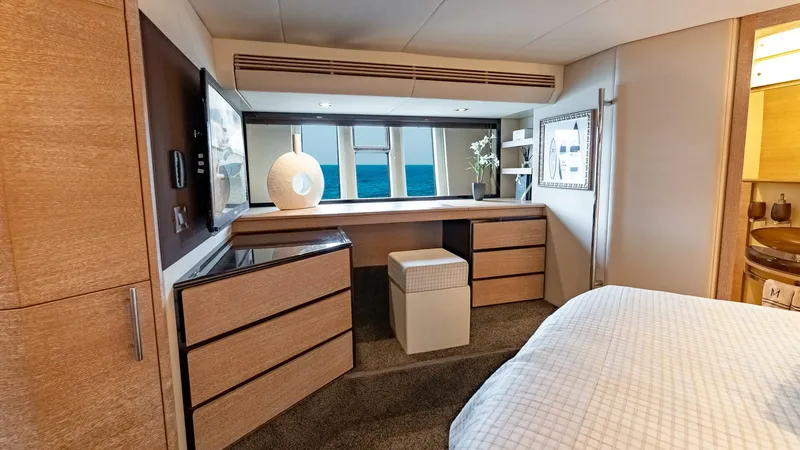 Slide: The Image of Azimut 58 Flybridge 2011 - 4712928
