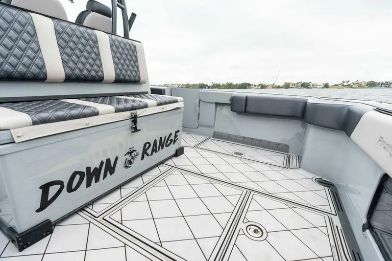 Slide: The Image of Front Runner 39 CC 2020 - 4942992