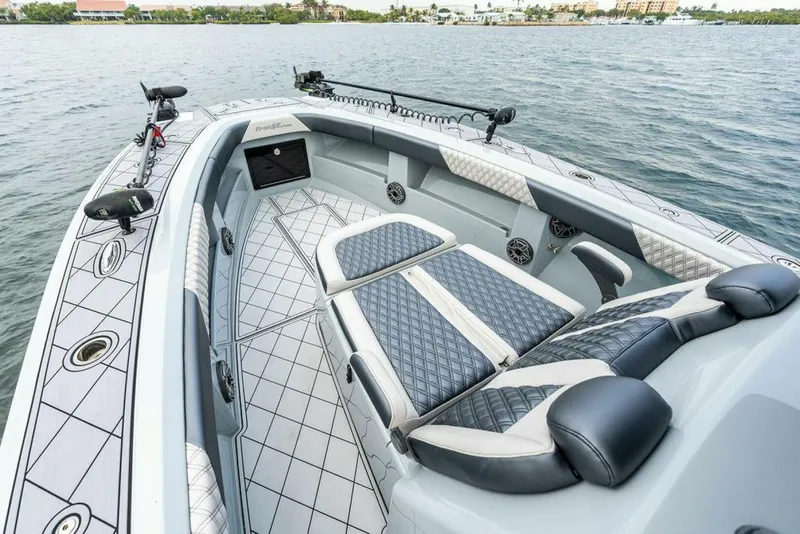 Slide: The Image of Front Runner 39 CC 2020 - 4943000