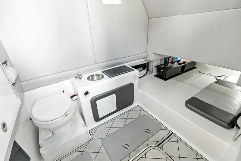 Slide: The Image of Front Runner 39 CC 2020 - 4943010