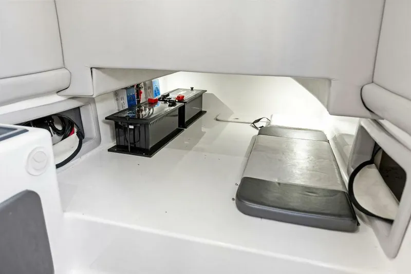 Slide: The Image of Front Runner 39 CC 2020 - 4943012