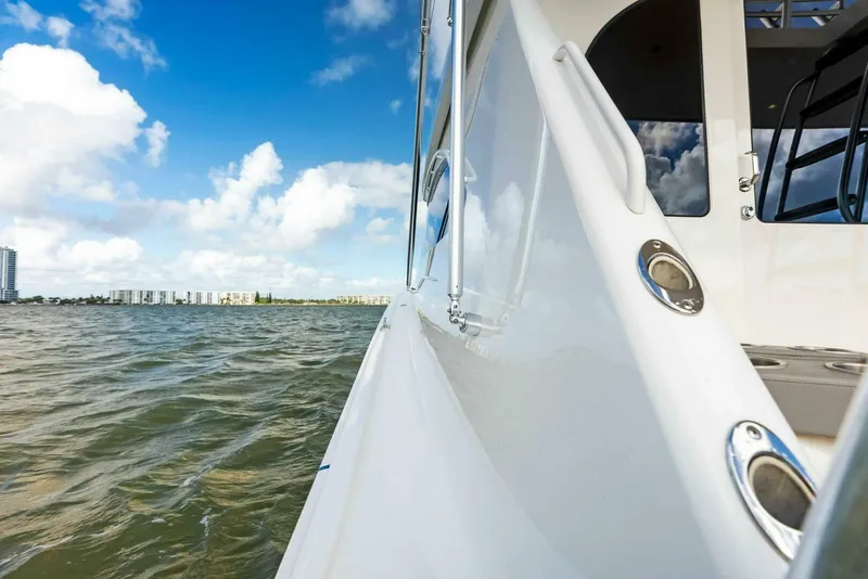 Slide: The Image of 2015 Viking 66 Enclosed Bridge "Princess Lily" - 4762094