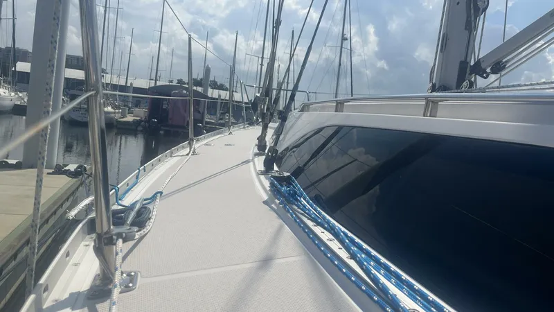 Slide: The Image of Catalina 385 2014 - 4714080