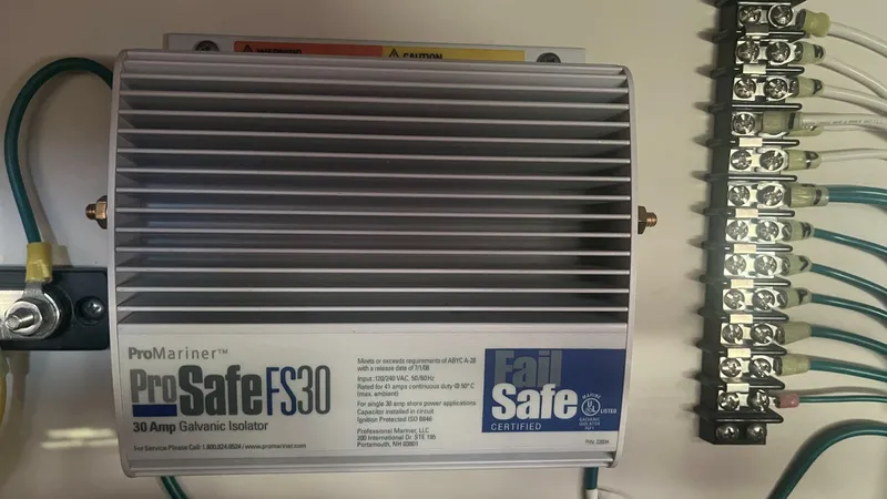 Slide: The Image of Catalina 385 2014 - 4714188