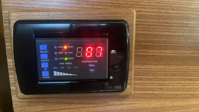 Slide: The Image of Catalina 385 2014 - 4714191