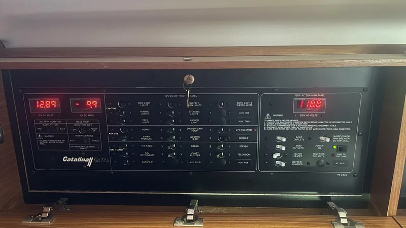 Slide: The Image of Catalina 385 2014 - 4714195