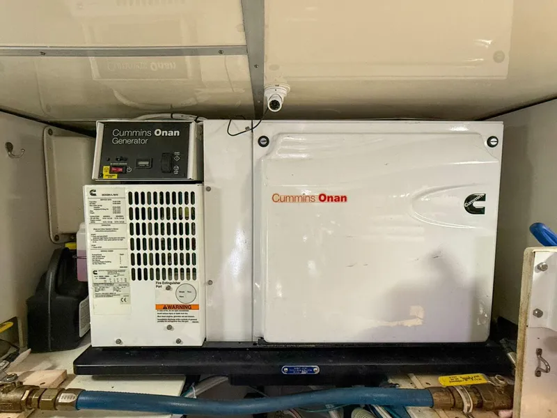 Slide: The Image of Grand Banks Eastbay 50 SX 2014 - 4714887