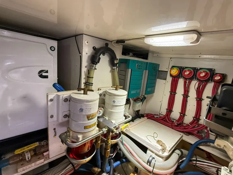 Slide: The Image of Grand Banks Eastbay 50 SX 2014 - 4714885