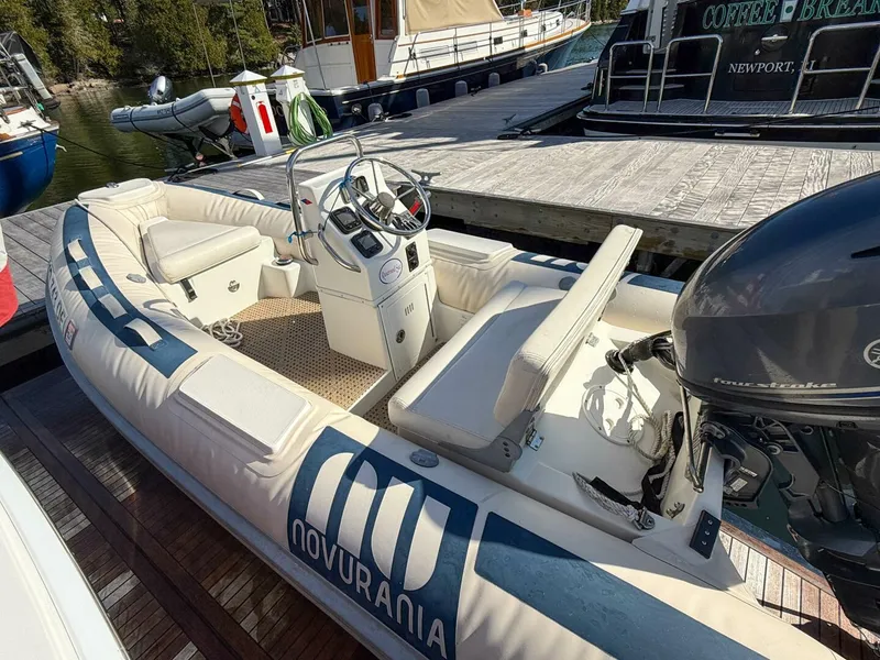 Slide: The Image of Grand Banks Eastbay 50 SX 2014 - 4714938