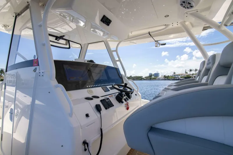 Slide: The Image of Regulator 41 2021 - Exterior Helm 2021 Regulator 41 Center Console - 4715402