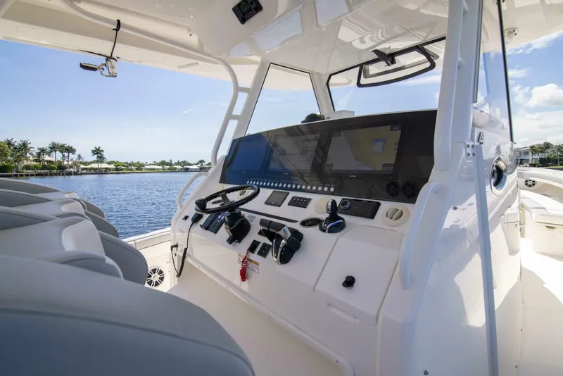 Slide: The Image of Regulator 41 2021 - Exterior Helm 2021 Regulator 41 Center Console - 4715406