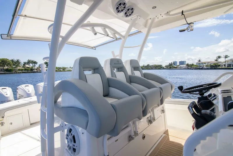 Slide: The Image of Regulator 41 2021 - Exterior Helm 2021 Regulator 41 Center Console - 4715408