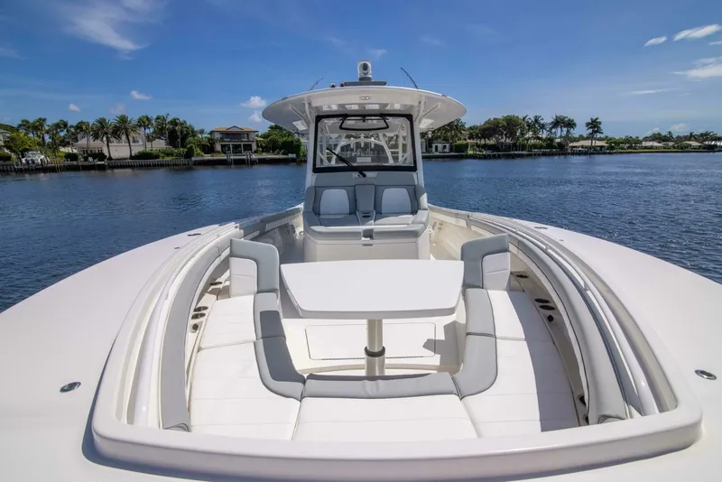 Slide: The Image of Regulator 41 2021 - Exterior Bow 2021 Regulator 41 Center Console - 4715370