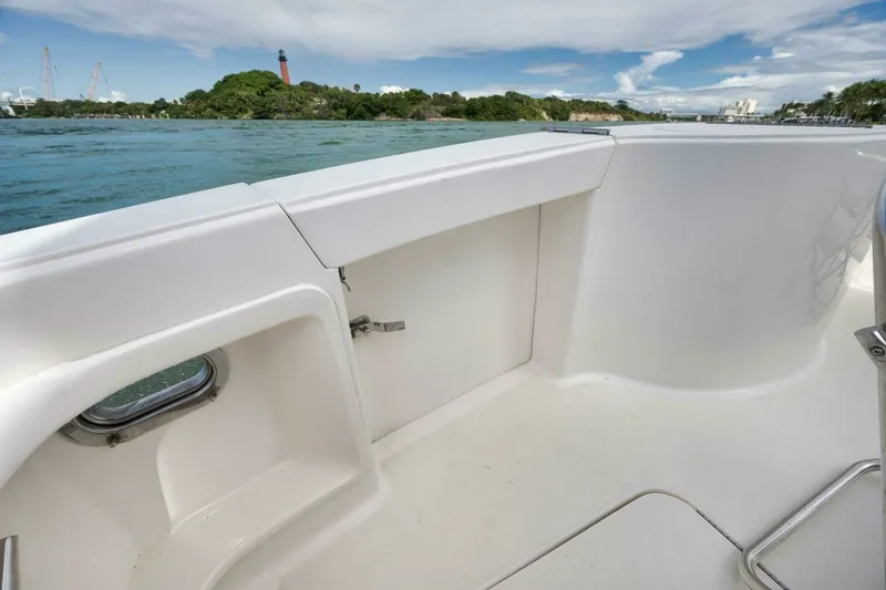 Slide: The Image of Ocean 57 Positive Attitude - Exterior Cockpit 2004 Ocean 57 Enclosed Bridge Positive Attitude - 7652162