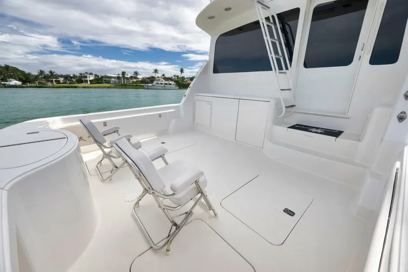 Slide: The Image of Ocean 57 Positive Attitude - Exterior Aft Flybridge 2004 Ocean 57 Enclosed Bridge Positive Attitude - 4716056
