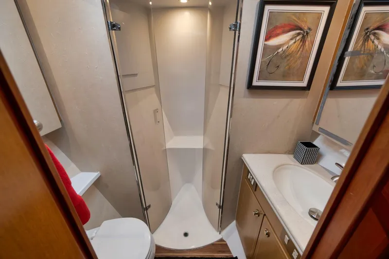 Slide: The Image of Ocean 57 Positive Attitude - Interior Head 2004 Ocean 57 Enclosed Bridge Positive Attitude - 4716011