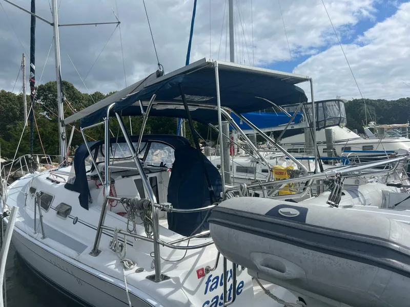 Slide: The Image of Hunter 33-2 2004 - 4716537