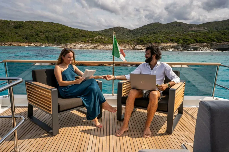 Slide: The Image of Beneteau Grand Trawler 63 2027 - 5693310