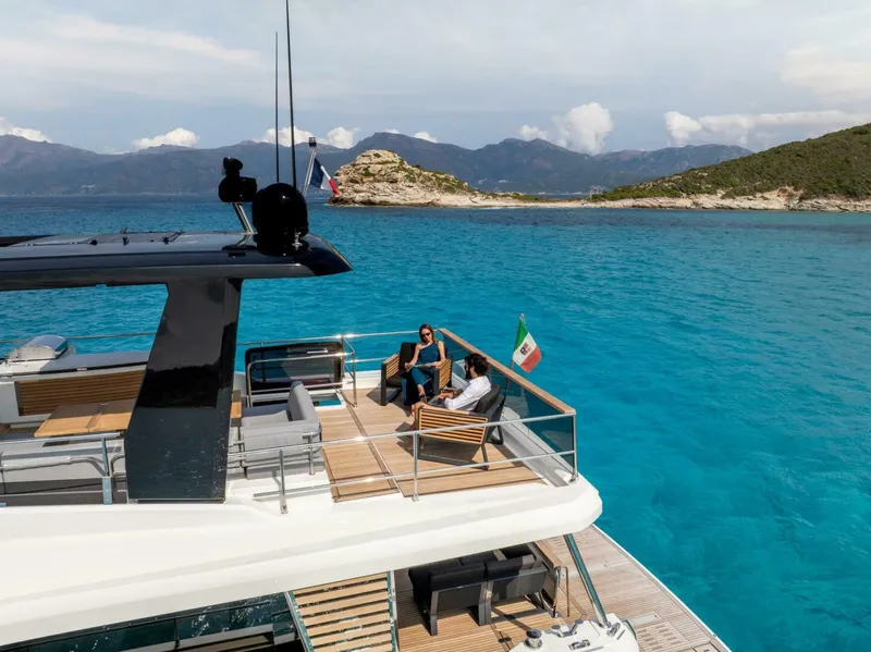 Slide: The Image of Beneteau Grand Trawler 63 2027 - 5693315