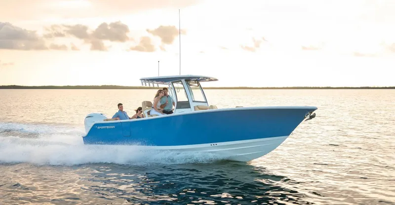 Slide: The Image of Sportsman 261 Heritage 2025 - 4717308