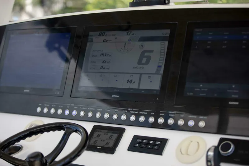 Slide: The Image of Regulator Marine 41 2021 - 4718456