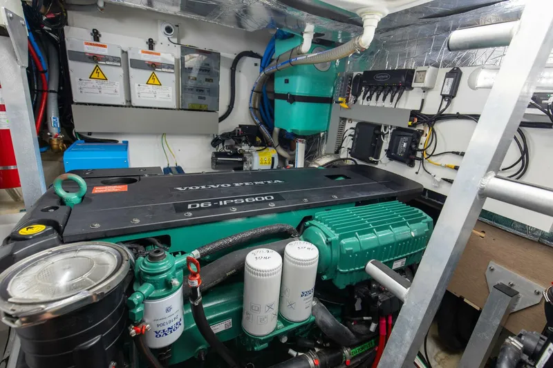 Slide: The Image of 2023 Prestige 460 Flybridge "Pass-N-Bye" - 5180311