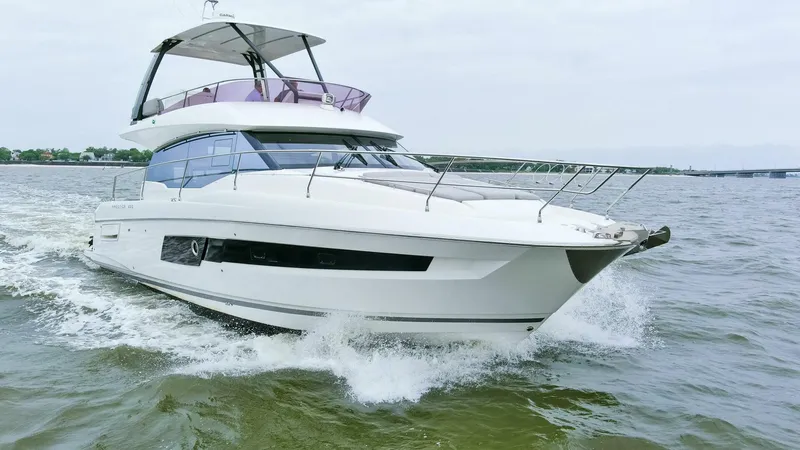 Slide: The Image of 2023 Prestige 460 Flybridge "Pass-N-Bye" - 5180288