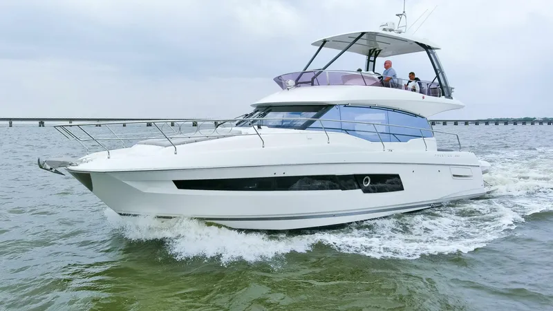 Slide: The Image of 2023 Prestige 460 Flybridge "Pass-N-Bye" - 5180290