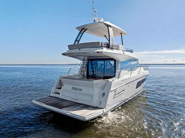 Slide: The Image of Prestige 460 Flybridge 2023 - 90