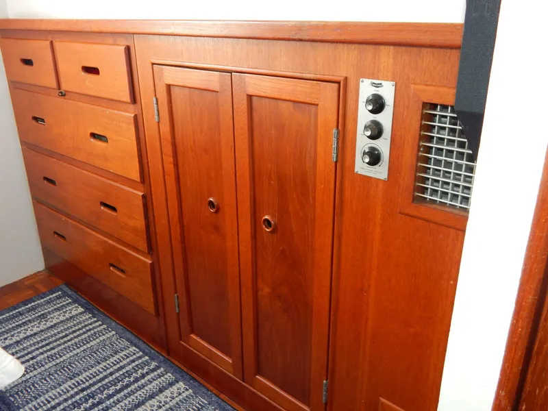 Slide: The Image of Grand Banks 42 Classic 1976 - 4723416