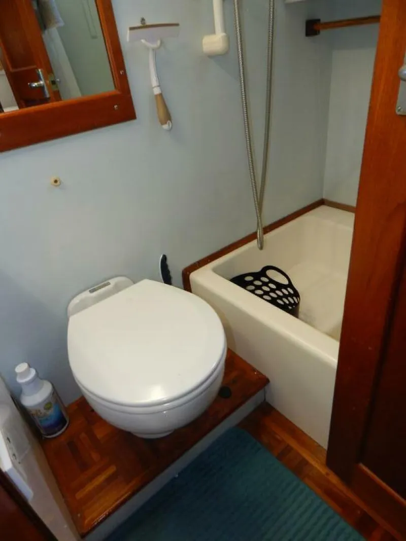 Slide: The Image of Grand Banks 42 Classic 1976 - 4726907